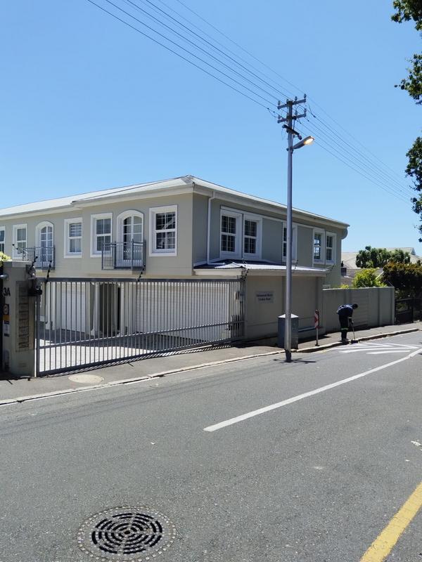 To Let 3 Bedroom Property for Rent in Kenilworth Upper Western Cape